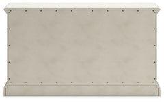 Arlendyne Dining Server