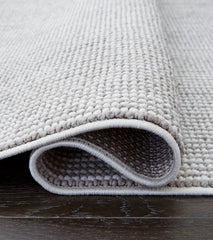 Eduring 5' x 7' Rug