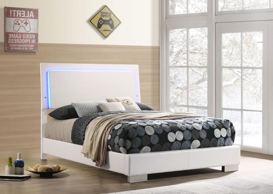 Felicity White Full Bed - furniture place usa
