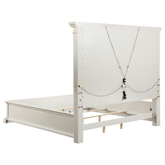 Evelyn White Eastern King Bed - furniture place usa