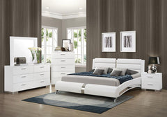 Jeremaine White Queen Bed - furniture place usa