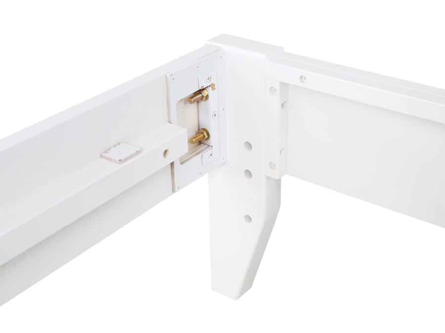 Hounslow White Full Bed - furniture place usa