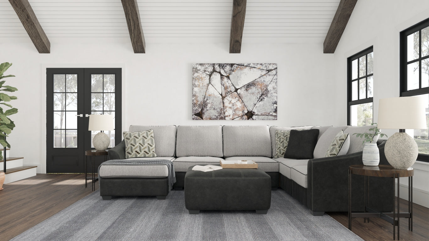 Bilgray 3-Piece Sectional with Ottoman - PKG008950 - furniture place usa