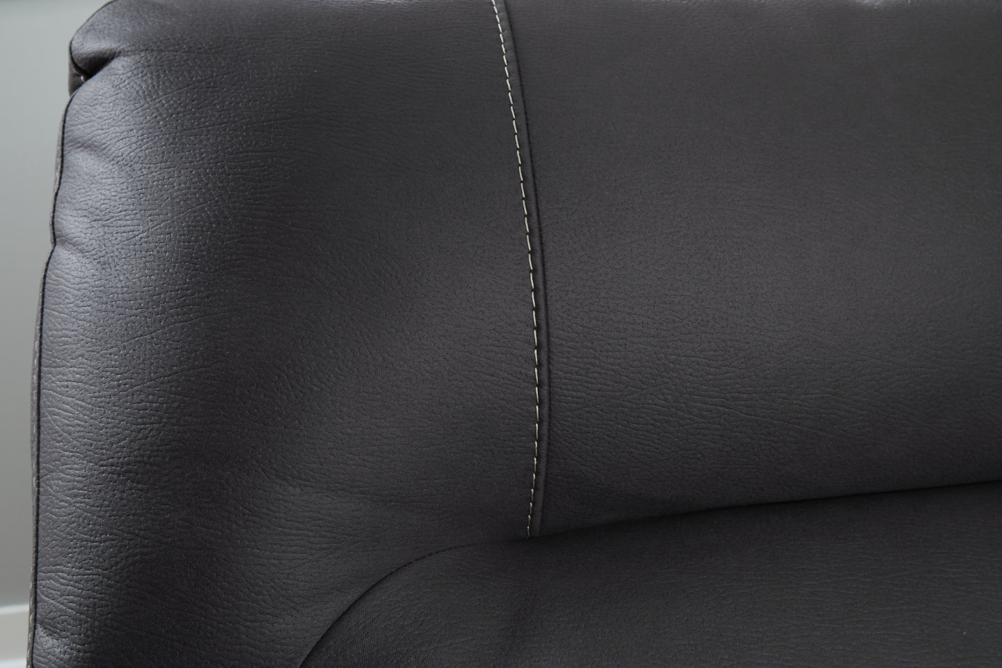 Henefer 2-Piece Power Reclining Sectional with Chaise - 78606S4 - furniture place usa