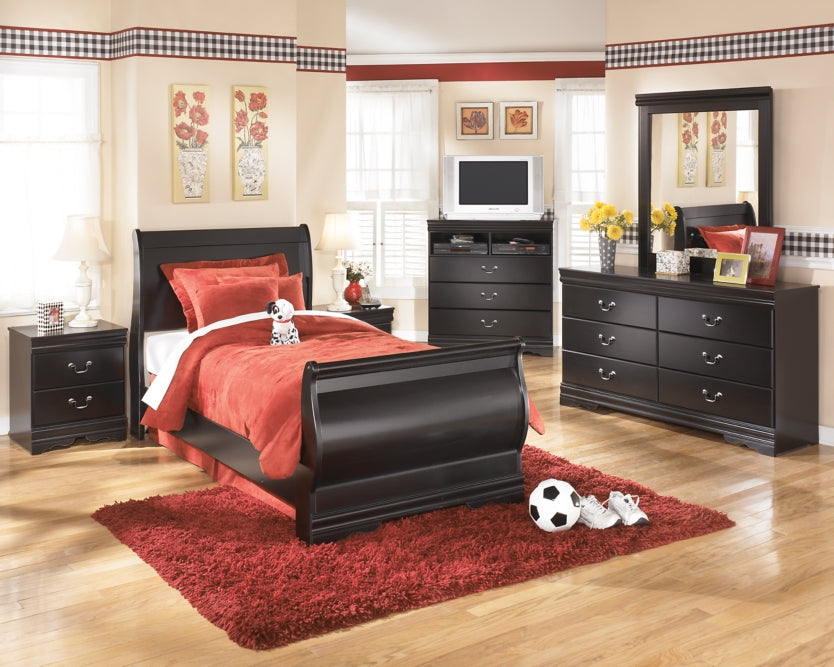 Huey Vineyard Dresser - furniture place usa