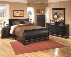 Huey Vineyard Queen Sleigh Bed - furniture place usa