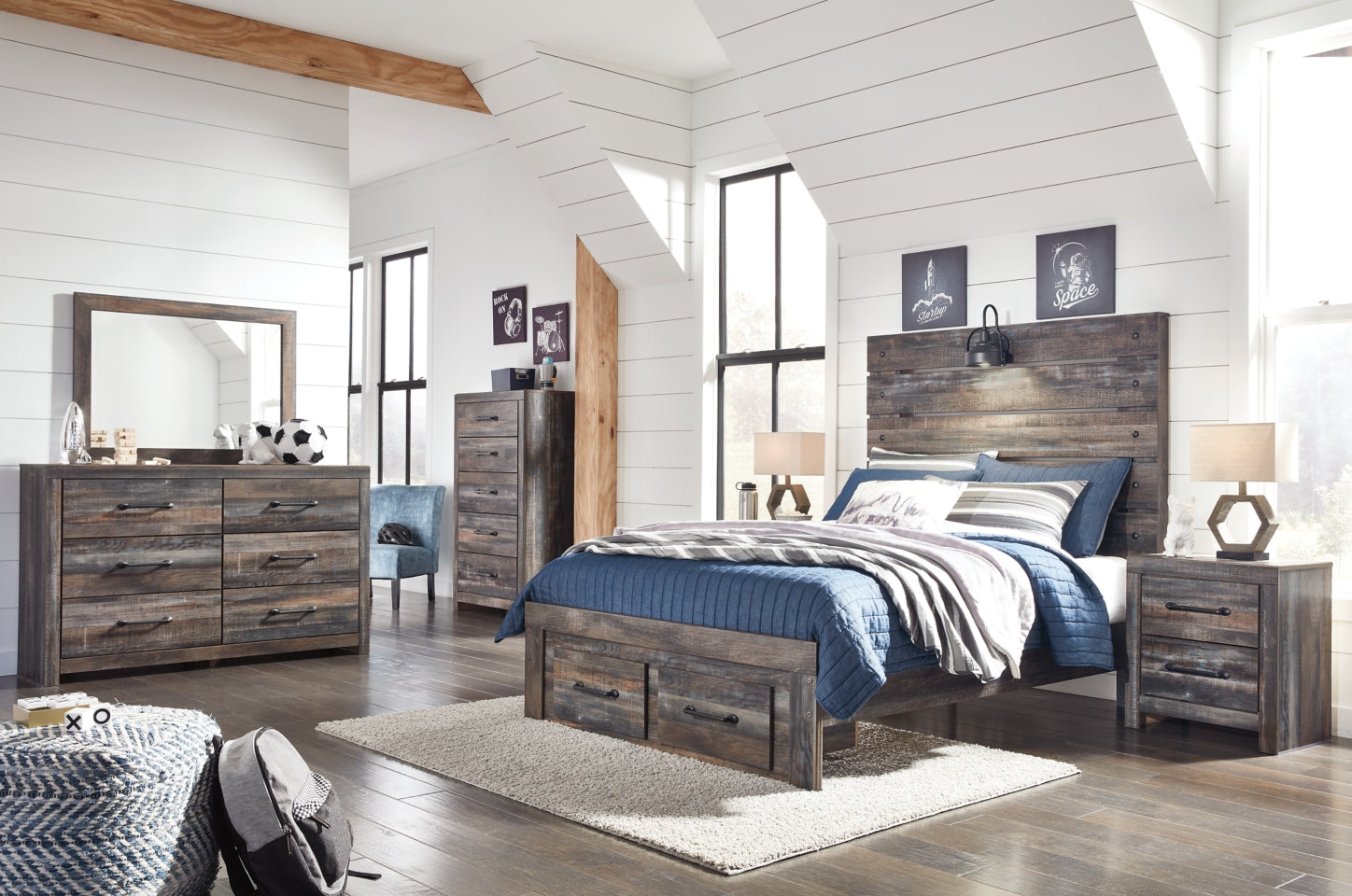 Drystan Queen Panel Bed with 2 Storage Drawers with Mirrored Dresser and 2 Nightstands - PKG003254 - furniture place usa