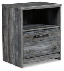 Baystorm King Panel Bed with Mirrored Dresser and 2 Nightstands - furniture place usa