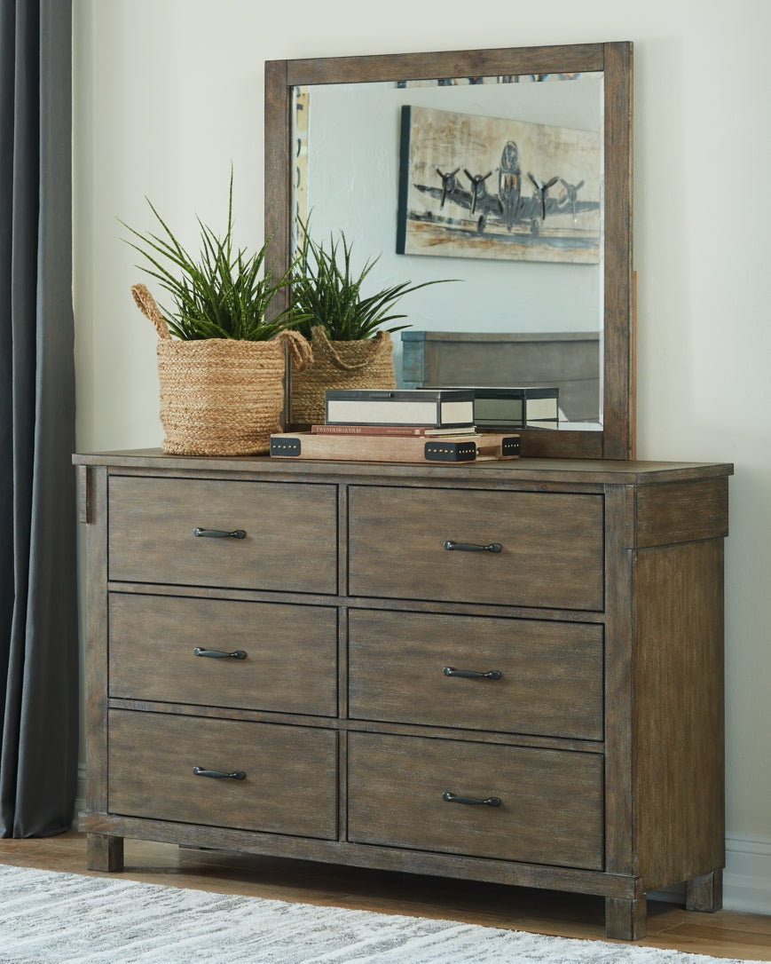 Shamryn King Panel Bed with Mirrored Dresser and 2 Nightstands - furniture place usa