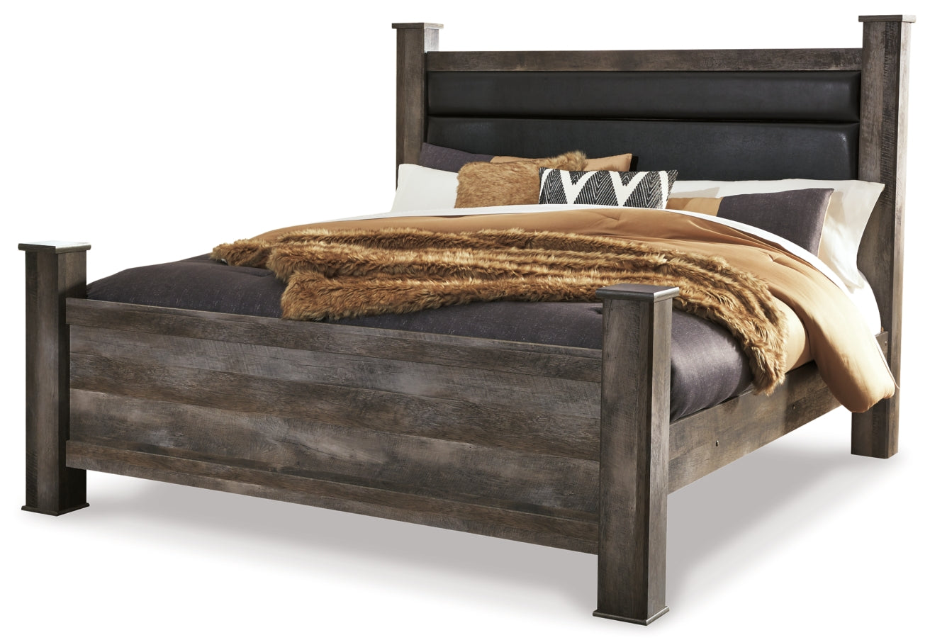 Wynnlow King Poster Bed with Mirrored Dresser and Chest - furniture place usa