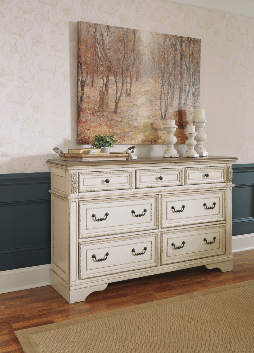 Realyn Twin Panel Bed with Dresser - furniture place usa