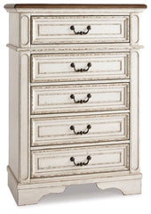 Realyn Full Panel Bed with Mirrored Dresser and Chest - furniture place usa