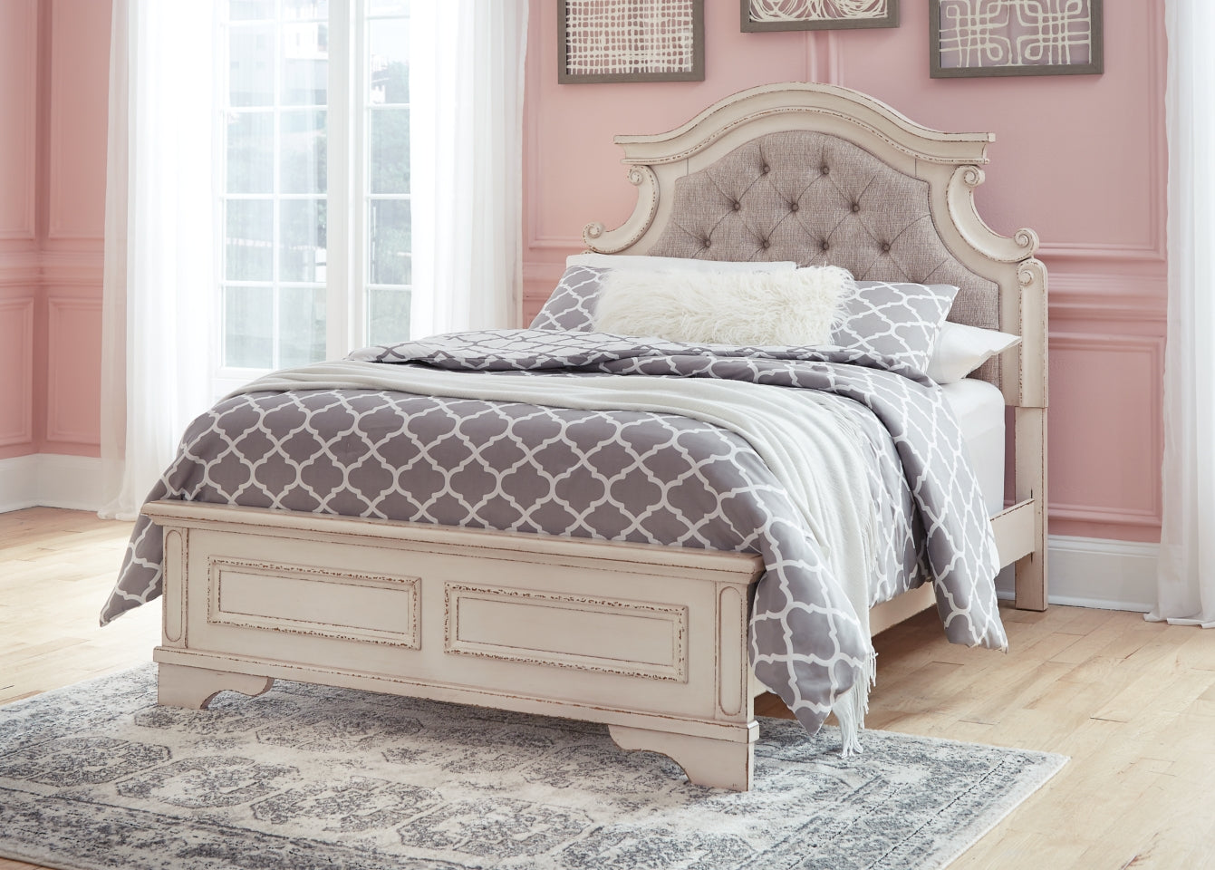 Realyn Full Panel Bed with Mirrored Dresser and 2 Nightstands - furniture place usa