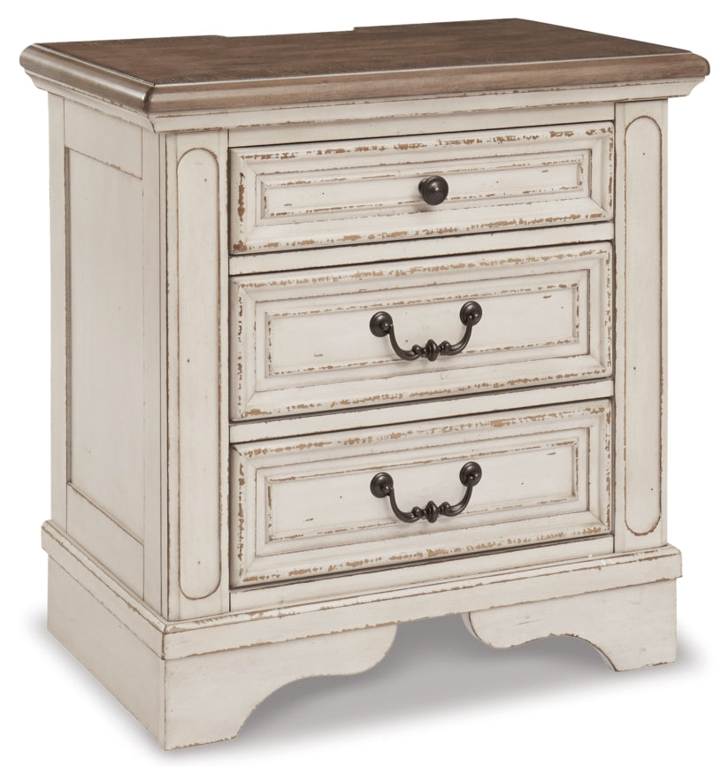 Realyn California King Upholstered Panel Bed with Mirrored Dresser and 2 Nightstands - furniture place usa