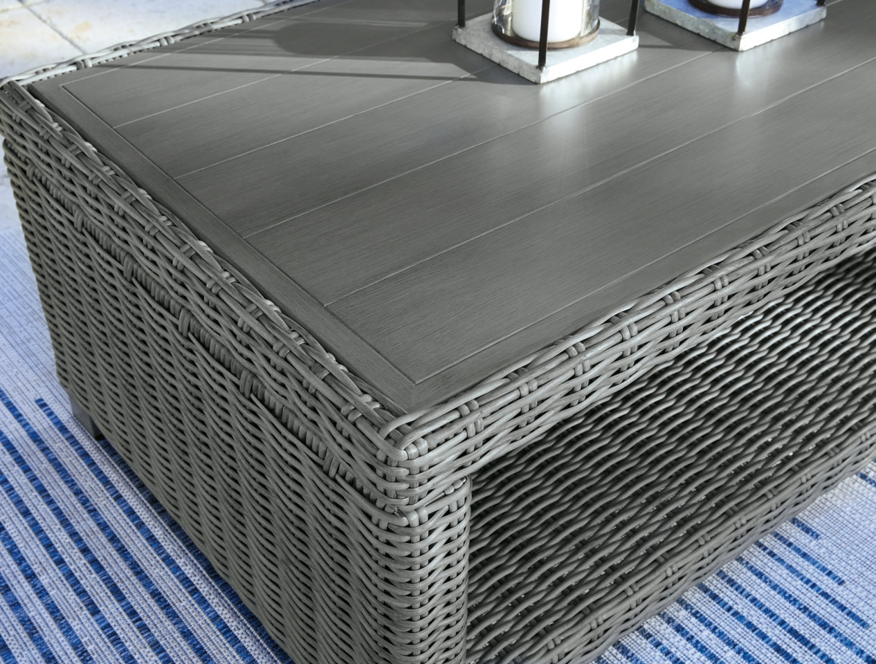 Elite Park Outdoor Coffee Table - furniture place usa