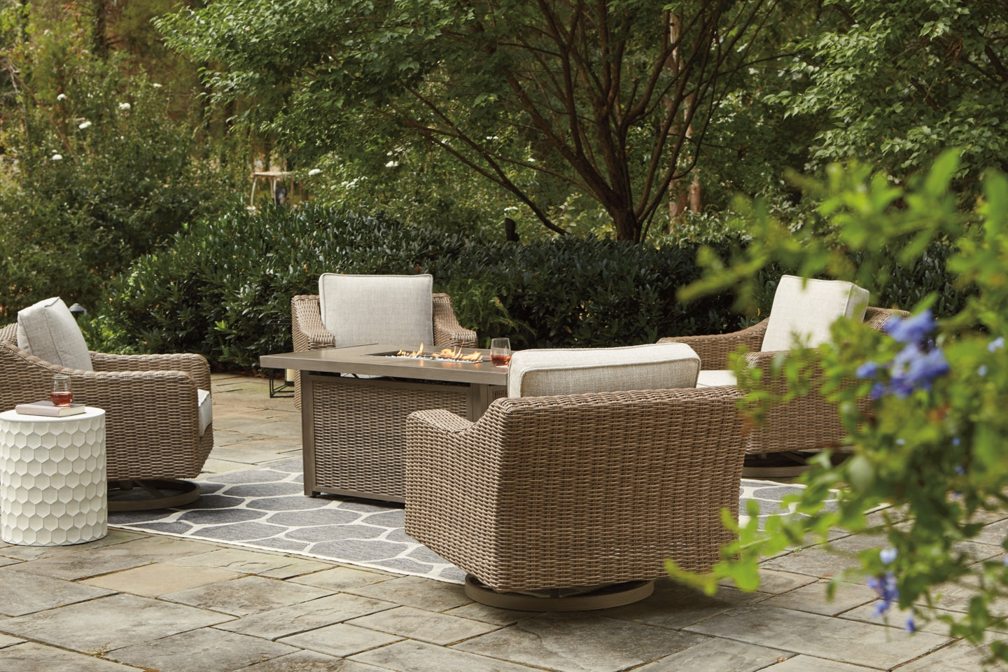 Beachcroft 5-Piece Outdoor Fire Pit Table with 4 Chairs - furniture place usa
