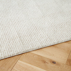 Sethmond 5'3" x 7'3" Rug - furniture place usa