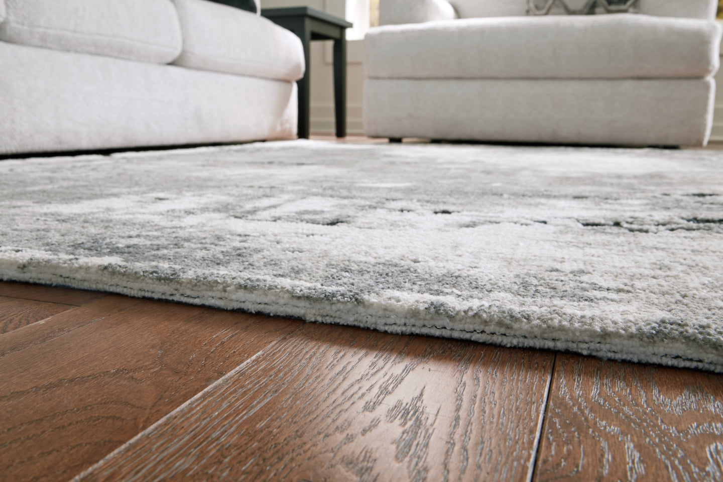 Aworley 5' x 7' Rug - furniture place usa