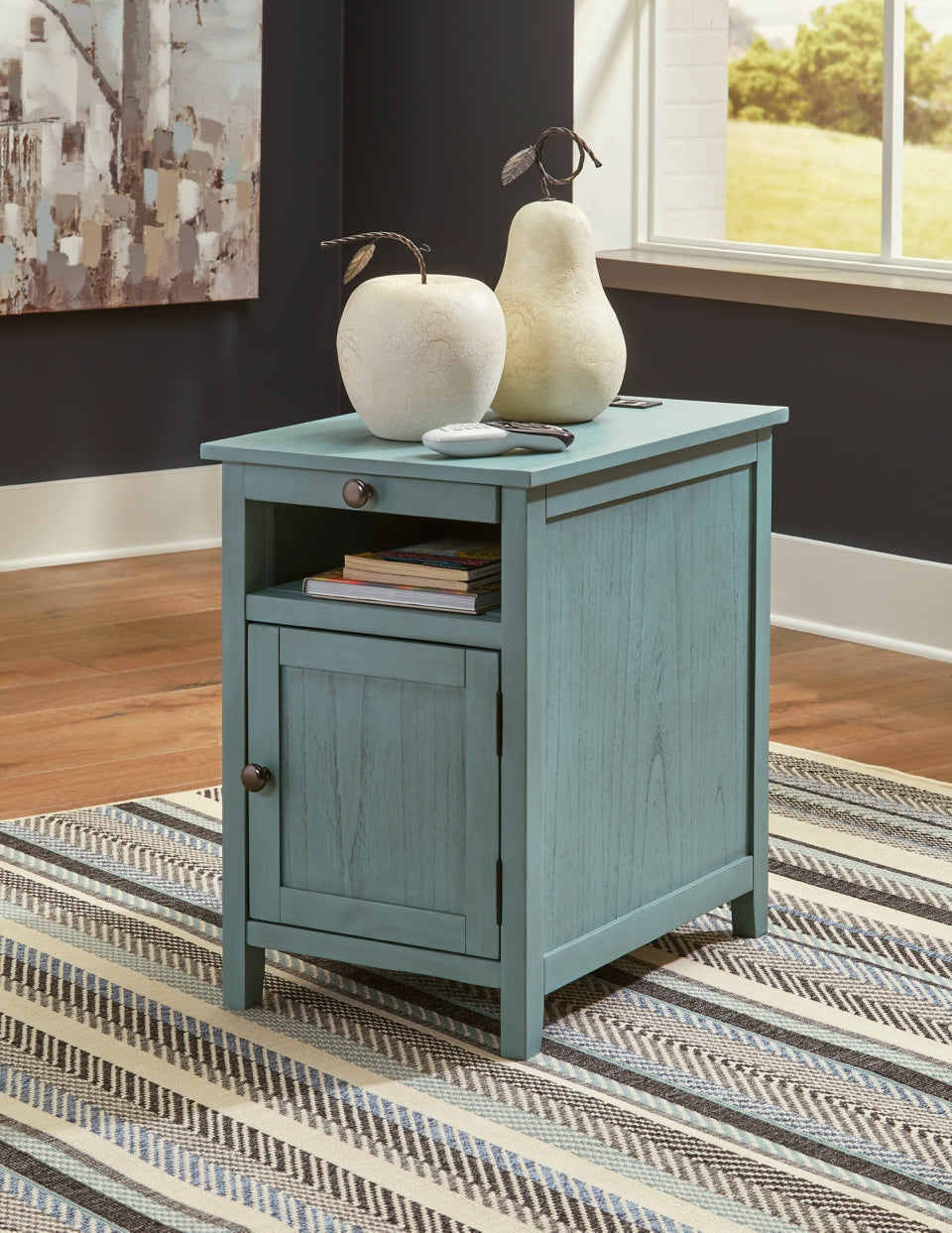 Treytown Chairside End Table - furniture place usa
