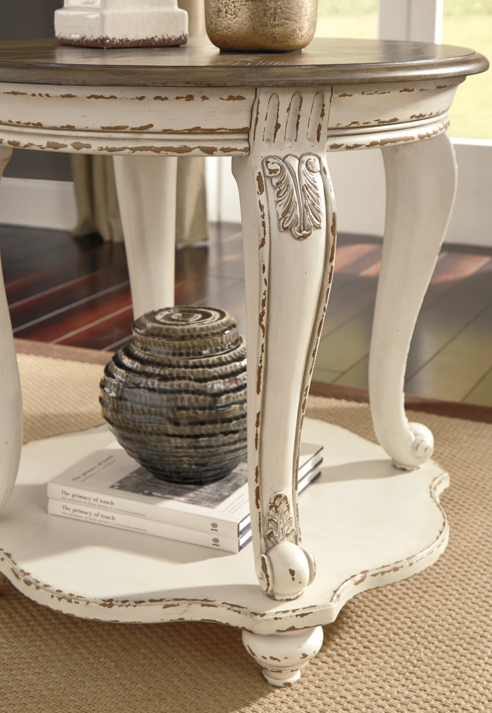 Realyn Coffee Table with 2 End Tables - PKG008591 - furniture place usa