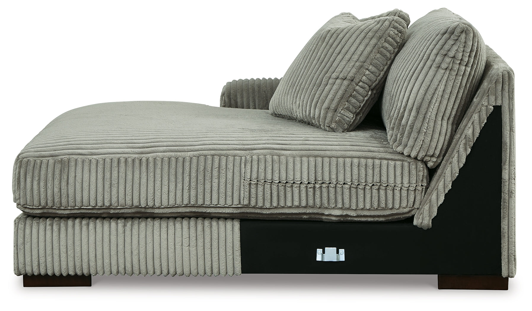 Lindyn 3-Piece Sectional with Double Chaise