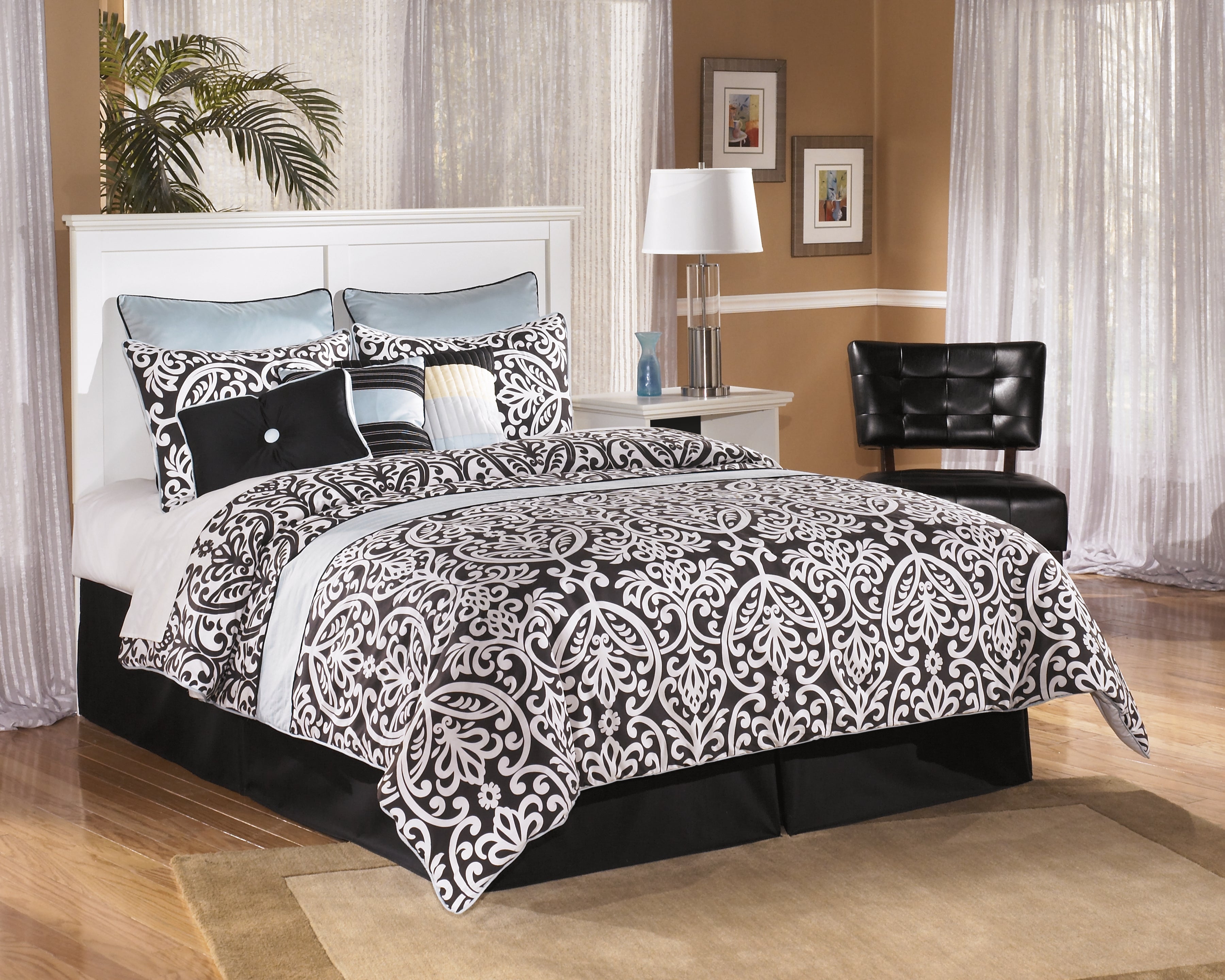 Bostwick Shoals Queen Panel Headboard
