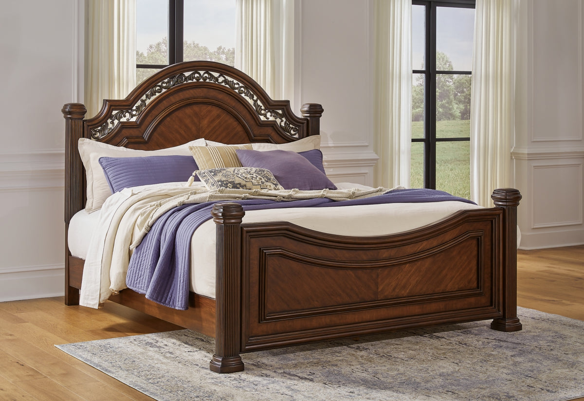 Lavinton California King Poster Bed
