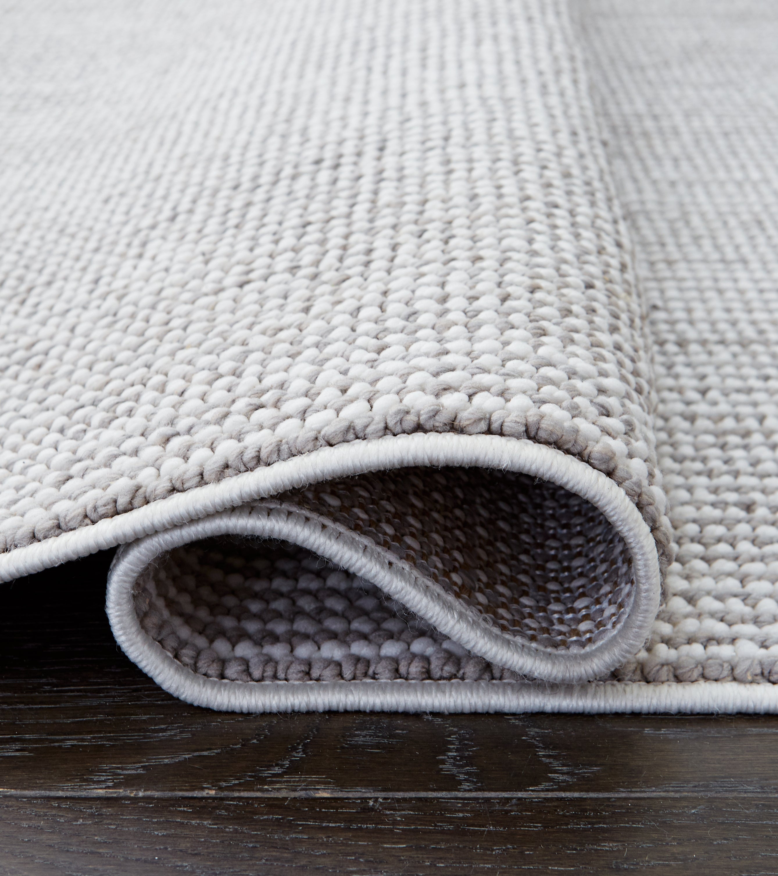 Eduring 5' x 7' Rug