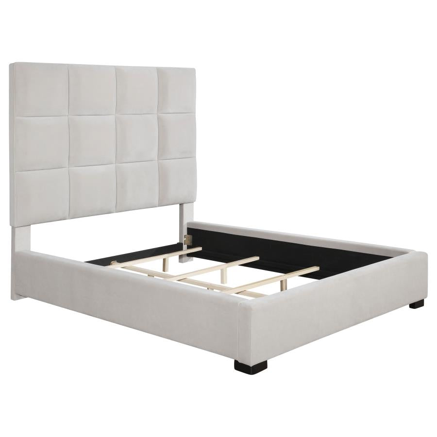 Panes Beige Queen Bed - furniture place usa