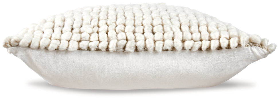 Aavie Pillow (Set of 4) - furniture place usa