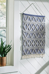 Fogridge Wall Decor - furniture place usa