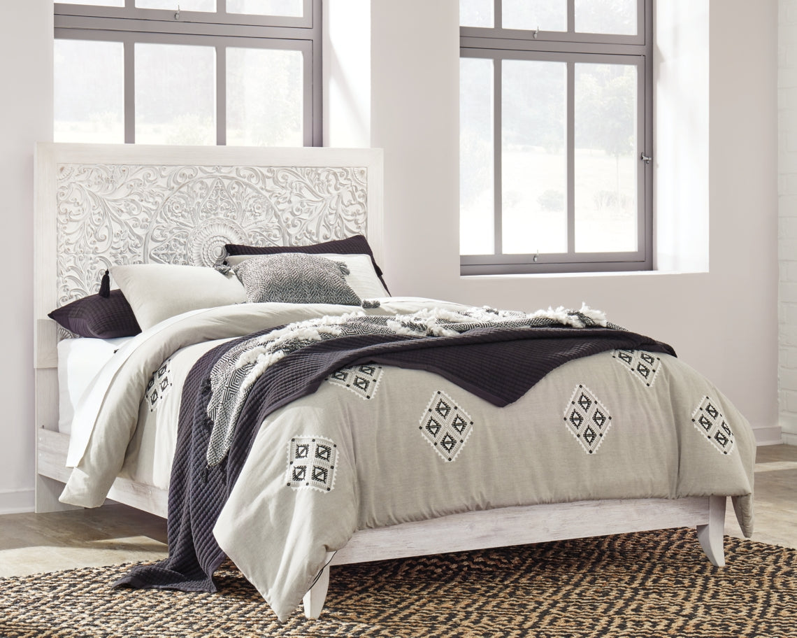 Paxberry Queen Panel Bed with Mirrored Dresser and Nightstand - furniture place usa
