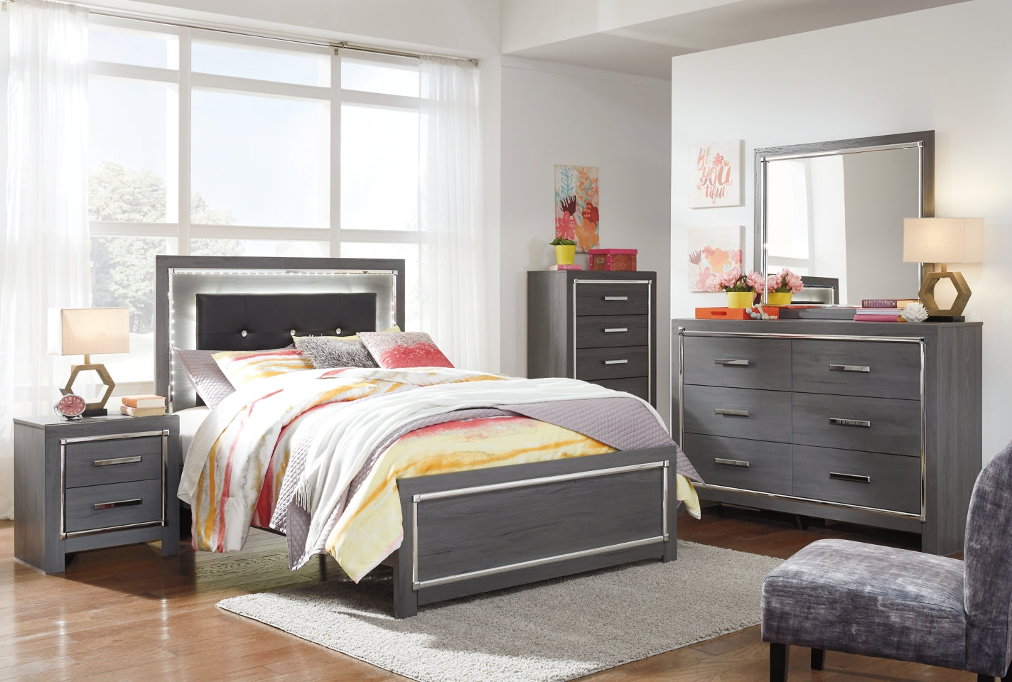 Lodanna Full Panel Bed with Mirrored Dresser, Chest and 2 Nightstands - furniture place usa