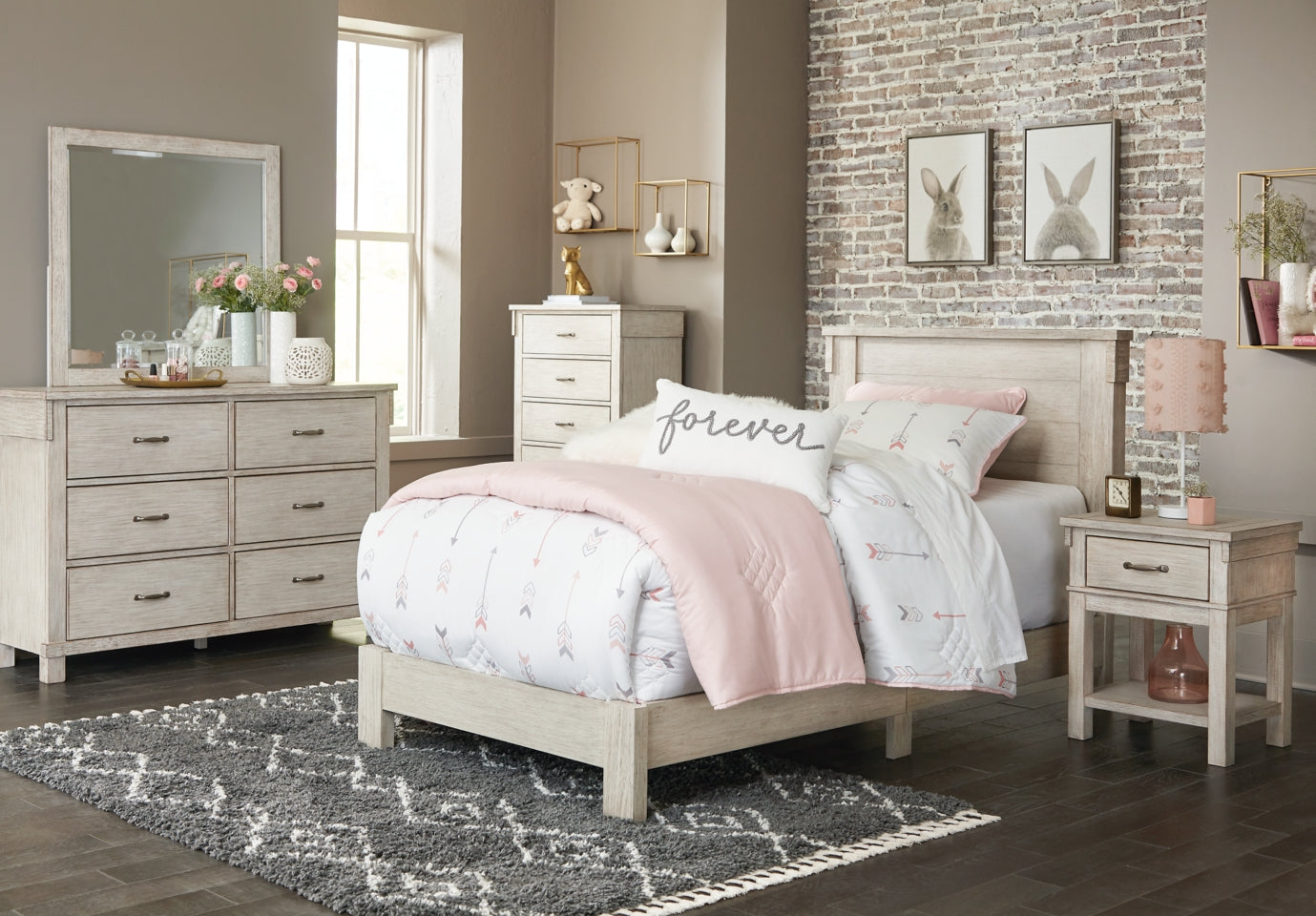 Hollentown Bedroom Sets - furniture place usa