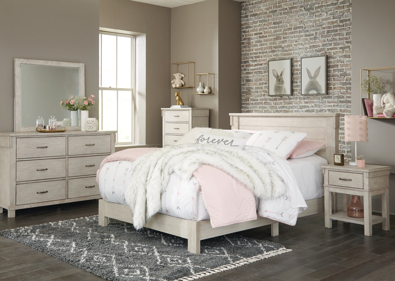 Hollentown Bedroom Sets - furniture place usa