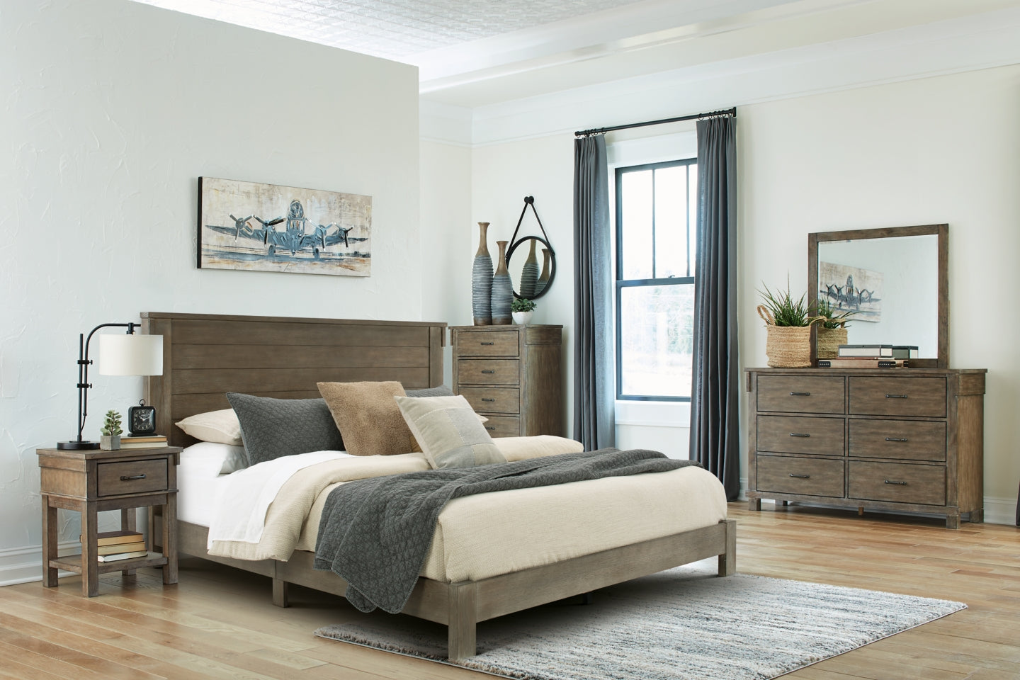 Shamryn King Panel Bed with Mirrored Dresser, Chest and Nightstand - furniture place usa