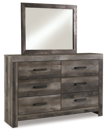 Wynnlow King Panel Bed with Mirrored Dresser, Chest and 2 Nightstands - furniture place usa