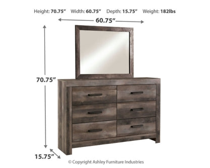 Wynnlow King Poster Bed with Mirrored Dresser, Chest and 2 Nightstands - furniture place usa
