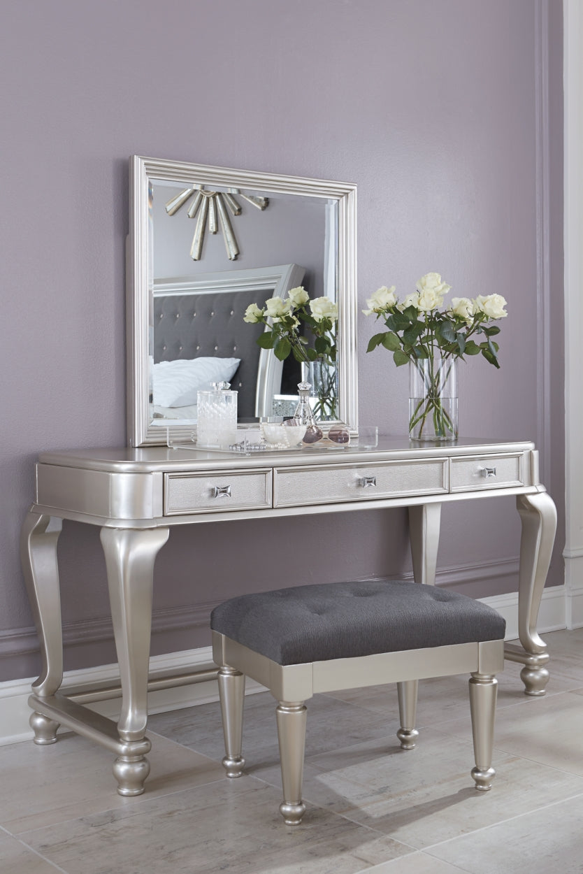 Coralayne Stool - furniture place usa