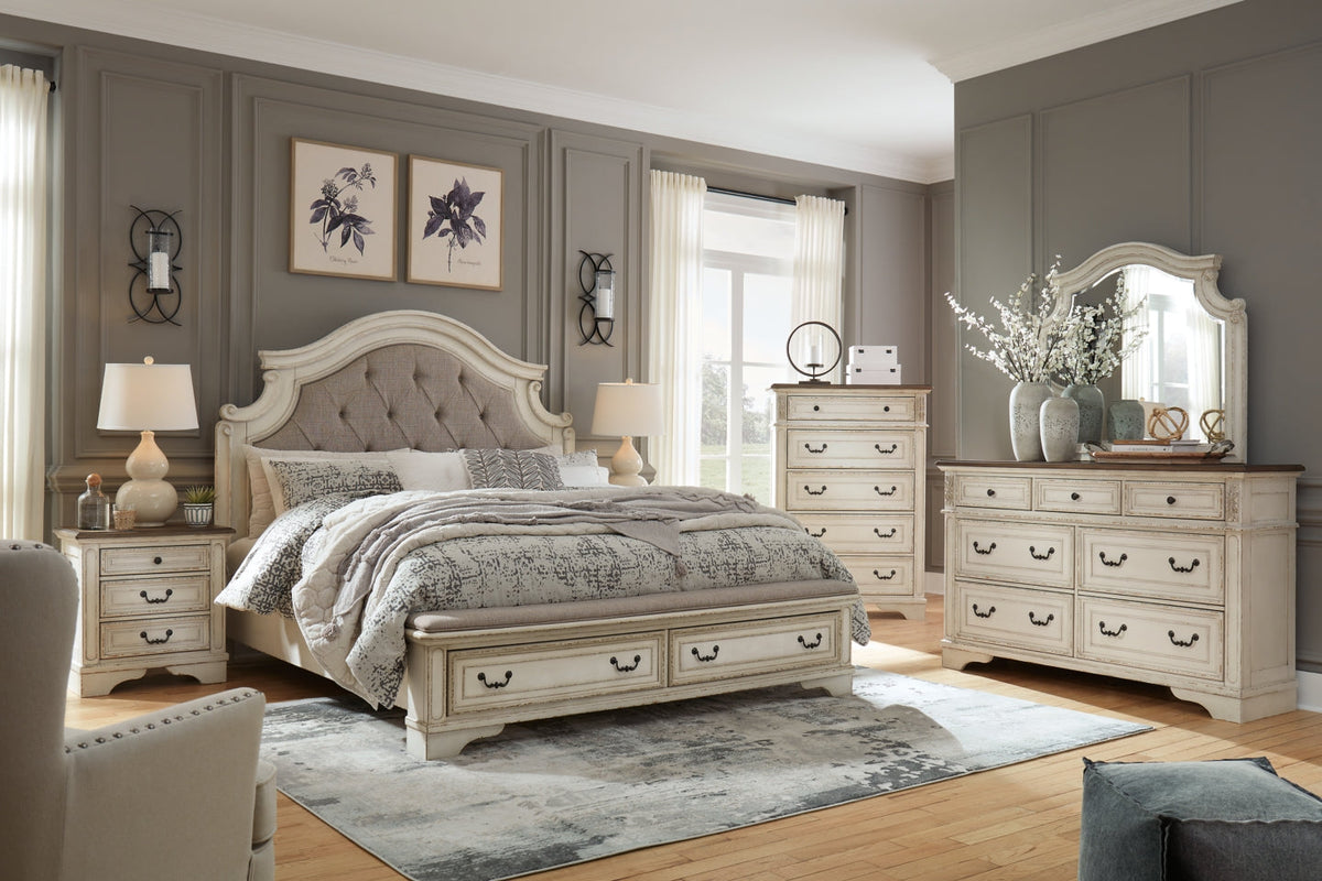 Realyn California King Upholstered Bed with Mirrored Dresser - furniture place usa