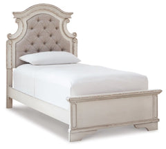 Realyn Twin Panel Bed with Mirrored Dresser - furniture place usa