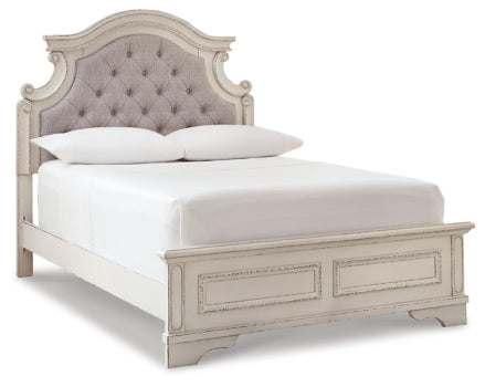 Realyn Full Panel Bed with Mirrored Dresser and Chest - furniture place usa