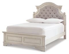Realyn Full Panel Bed with Mirrored Dresser and 2 Nightstands - furniture place usa