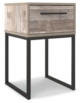Neilsville Queen Platform Bed with Dresser and 2 Nightstands - PKG009189 - furniture place usa
