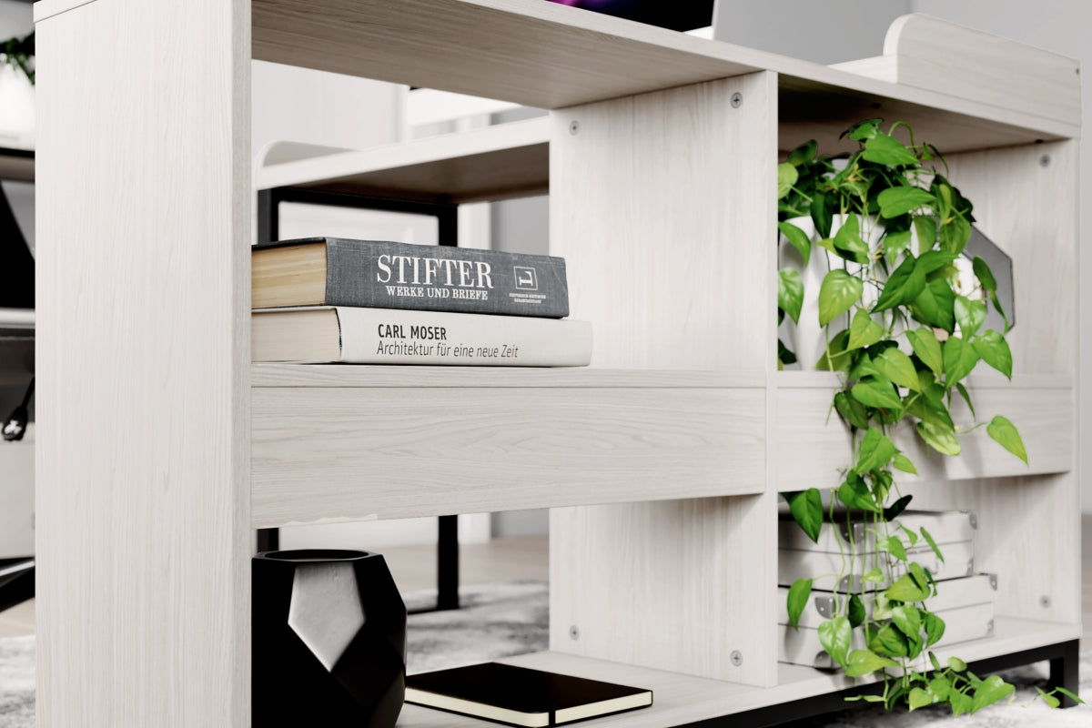 Bayflynn L-Desk - furniture place usa