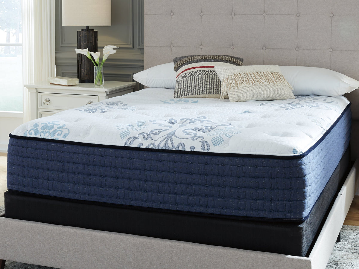 Bonita Springs Plush King Mattress with Better than a Boxspring 2-Piece King Foundation - furniture place usa