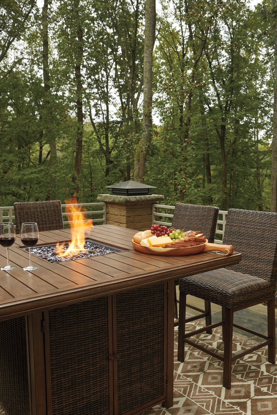 Paradise Trail Outdoor Bar Table and 6 Barstools - furniture place usa