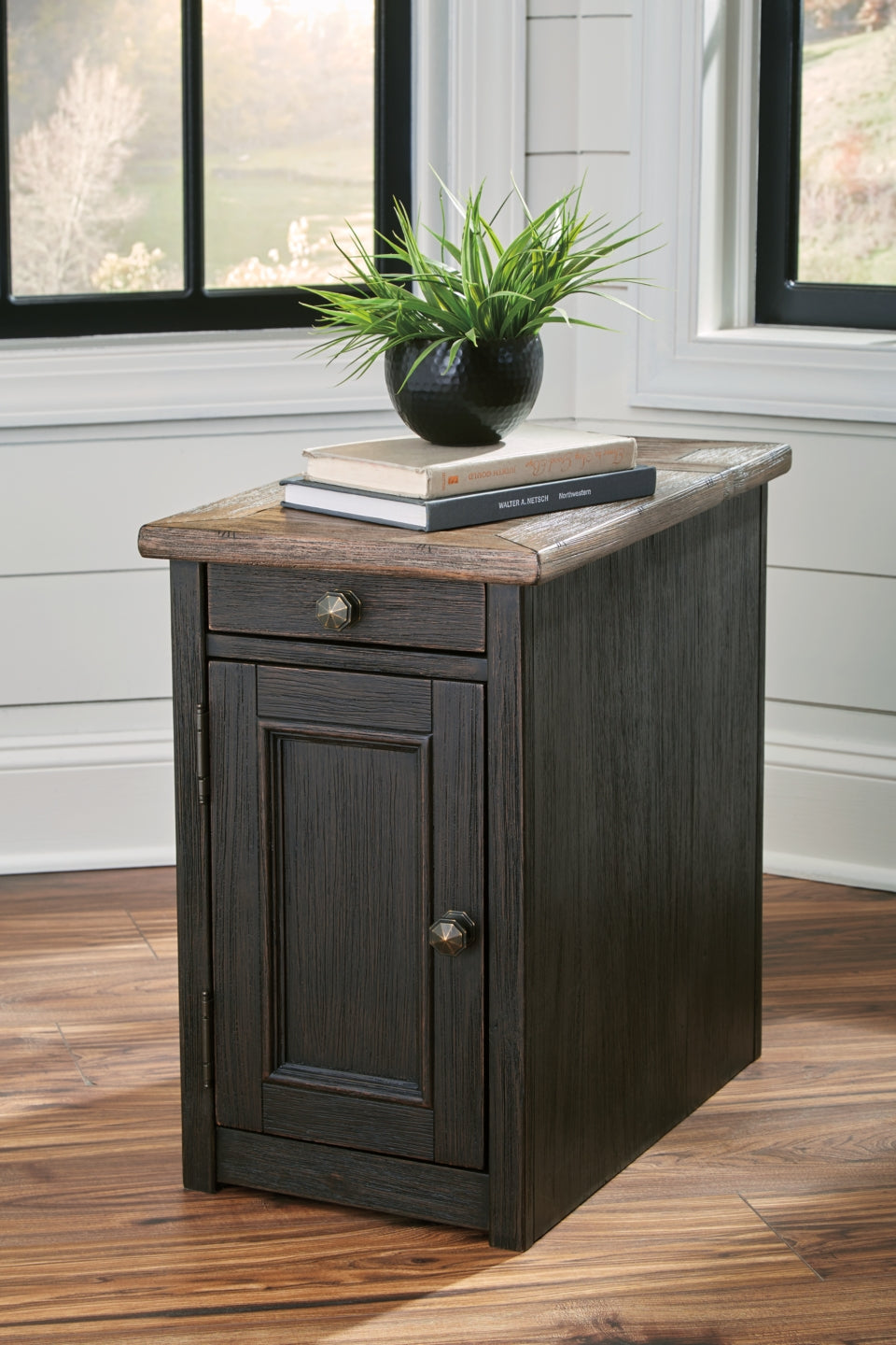 Tyler Creek 2 End Tables - PKG010343 - furniture place usa