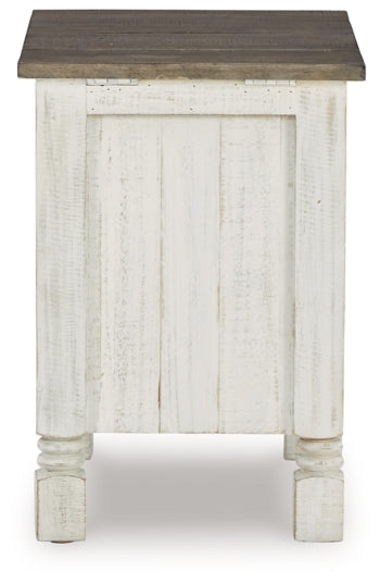 Havalance Chairside End Table - furniture place usa