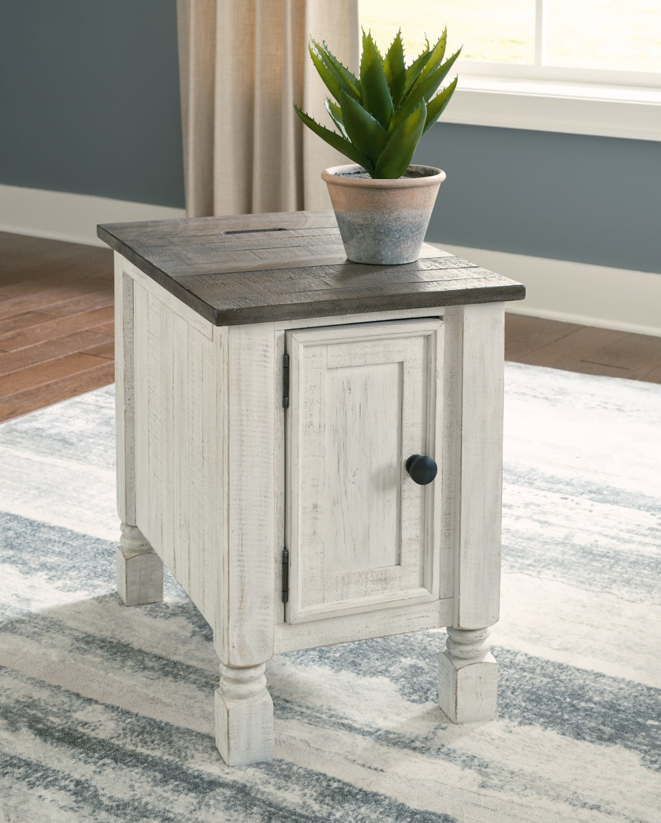 Havalance Chairside End Table - furniture place usa